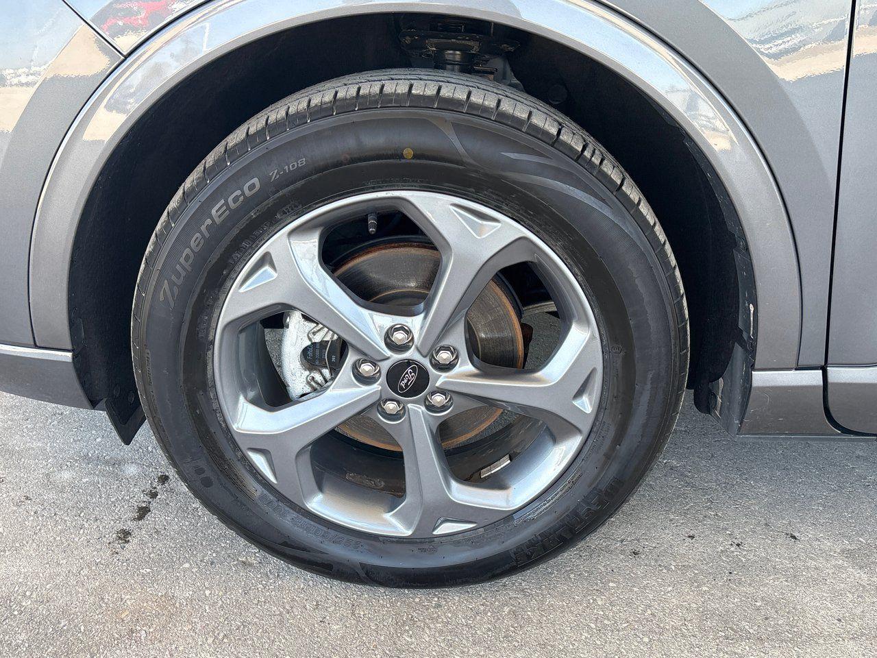 2023 Ford Escape ST-Line - Photo #7