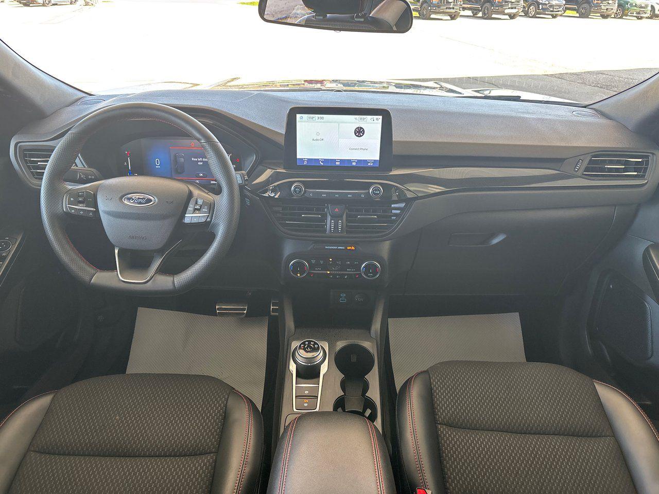 2023 Ford Escape ST-Line - Photo #12