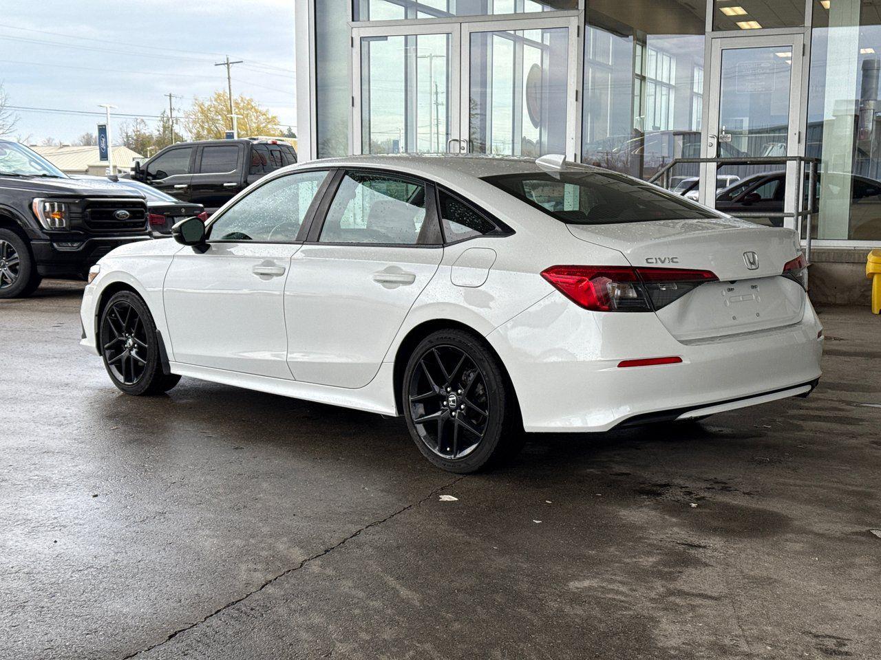 2022 Honda Civic Sedan Sport - Photo #5