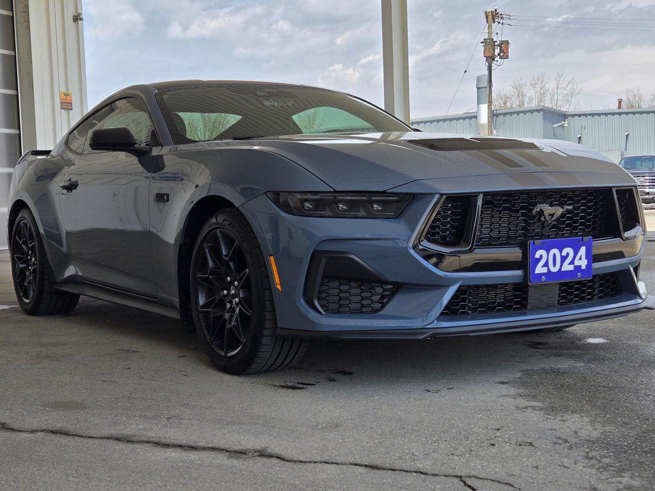 2024 Ford Mustang GT - Photo #3
