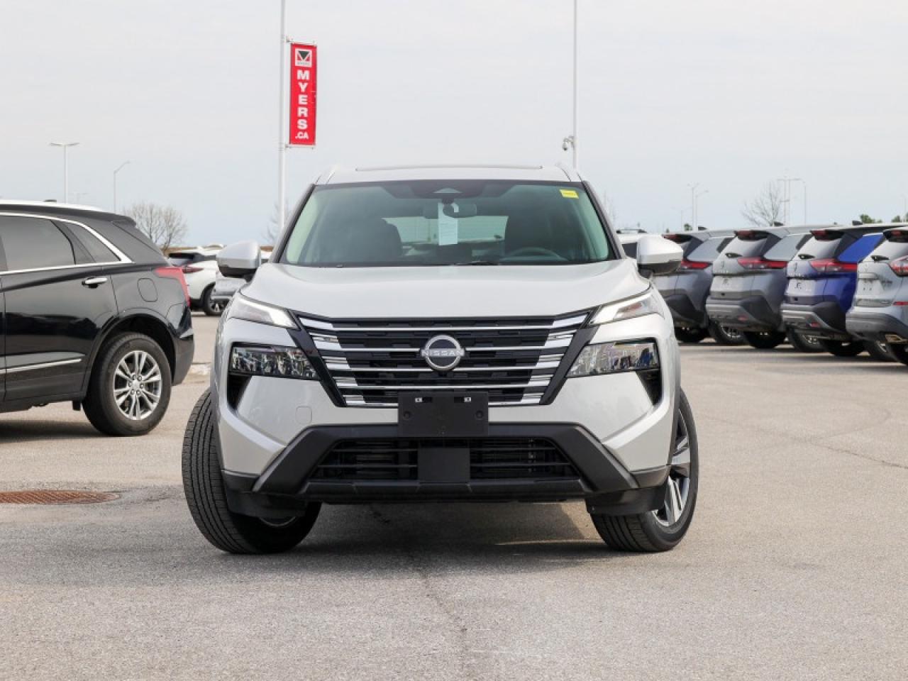 2025 Nissan Rogue SV Moonroof  - Moonroof -  Power Liftgate Photo