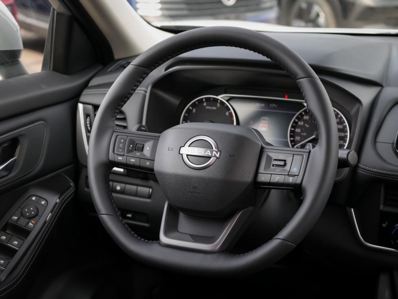 2025 Nissan Rogue SV Moonroof  - Moonroof -  Power Liftgate Photo