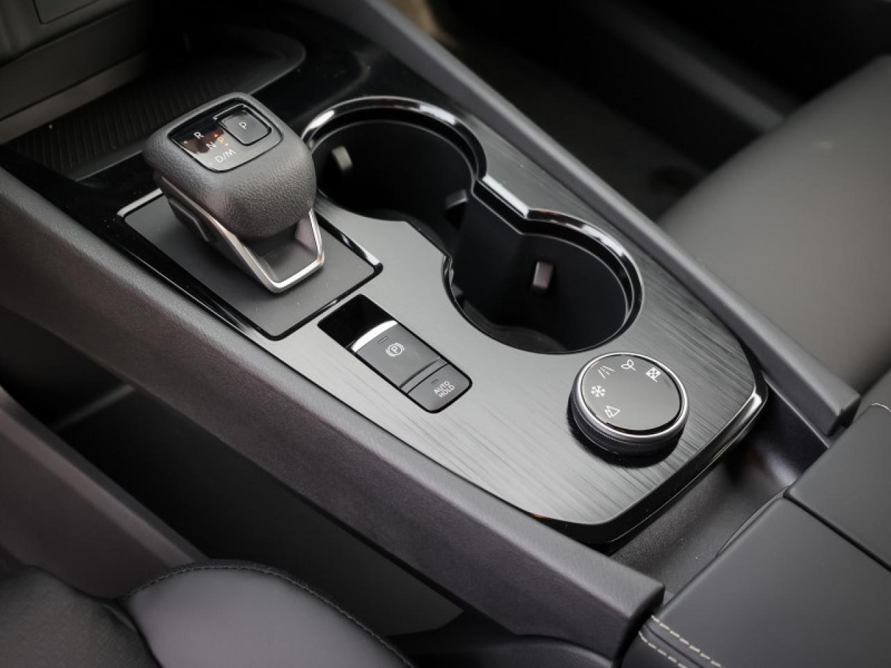 2025 Nissan Rogue SV Moonroof  - Moonroof -  Power Liftgate Photo