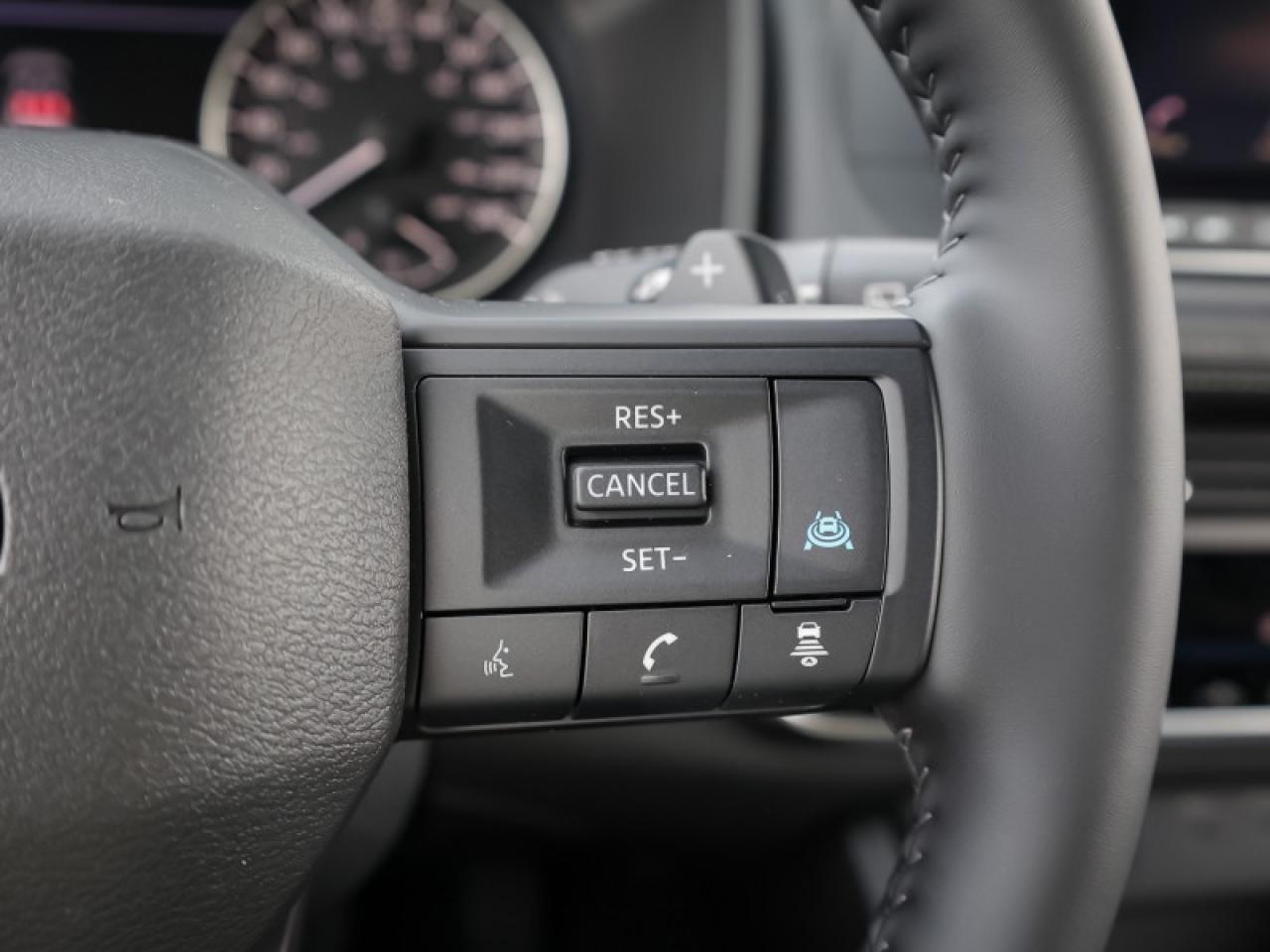 2025 Nissan Rogue SV Moonroof  - Moonroof -  Power Liftgate Photo