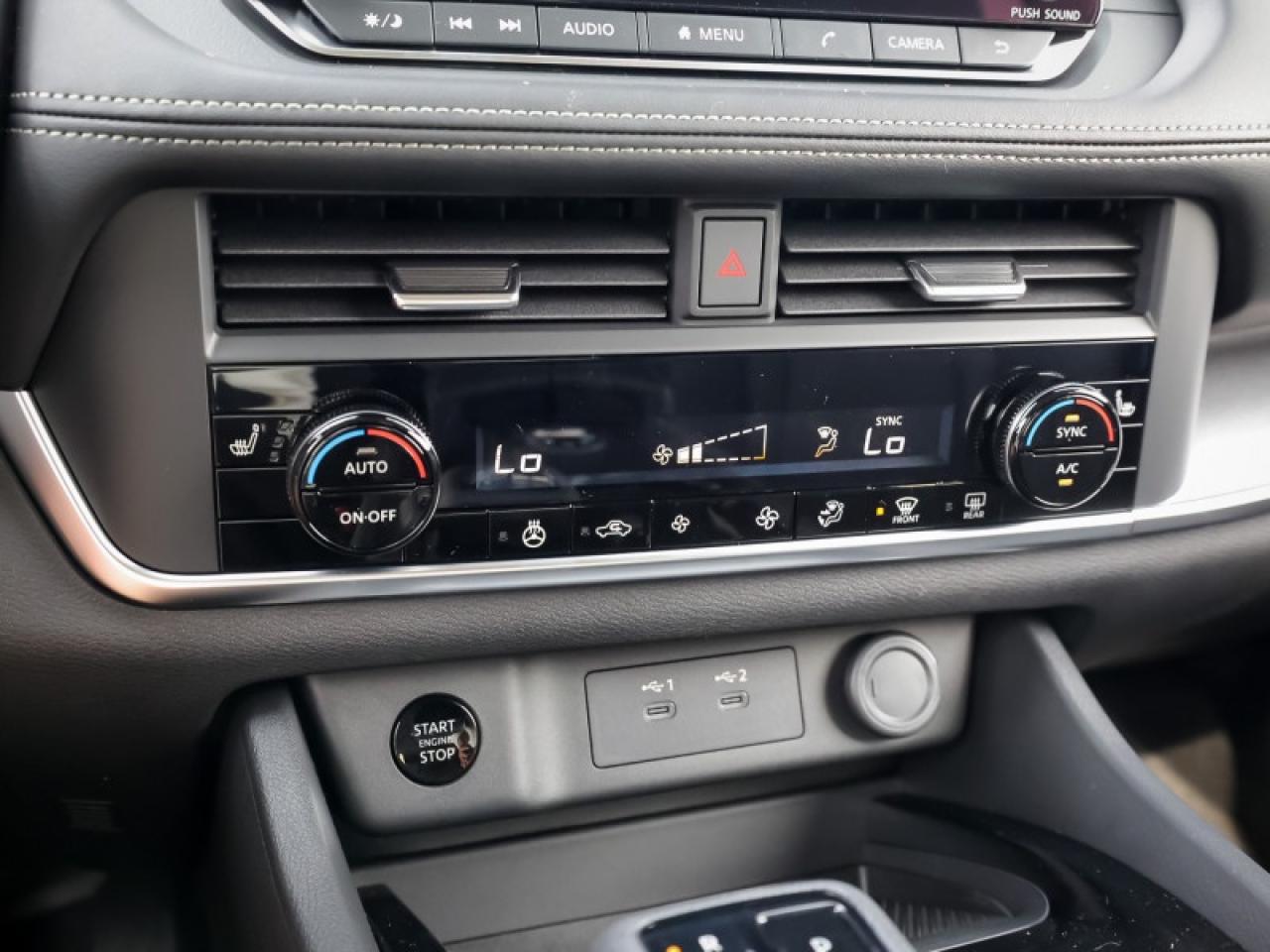 2025 Nissan Rogue SV Moonroof  - Moonroof -  Power Liftgate Photo