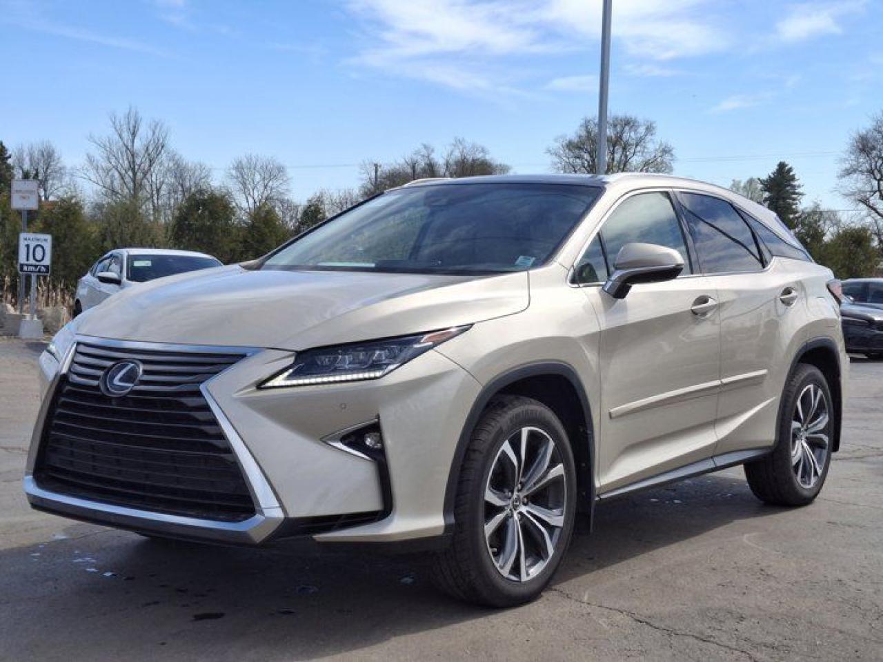 Used 2018 Lexus RX RX 350 | Mark Levinson Audio | Nav | Leather | Pano Roof | Cooled + Heated Seats | and Much More ! for sale in Guelph, ON