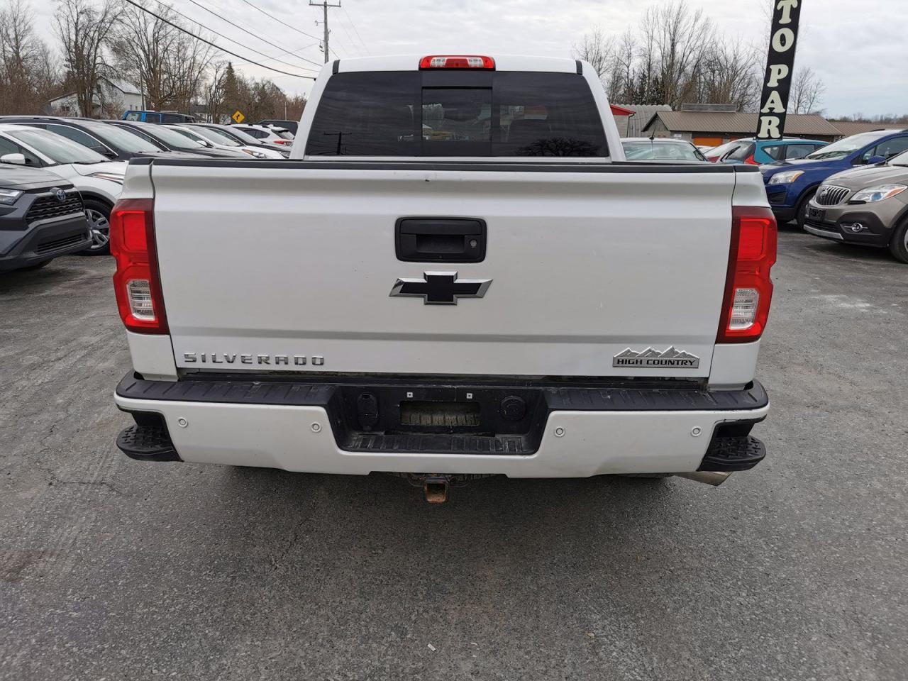 2017 Chevrolet Silverado 1500 High Country Short Box - Photo #6