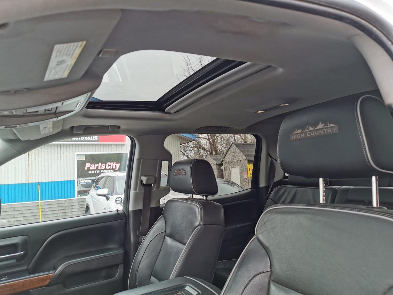 2017 Chevrolet Silverado 1500 High Country Short Box - Photo #15