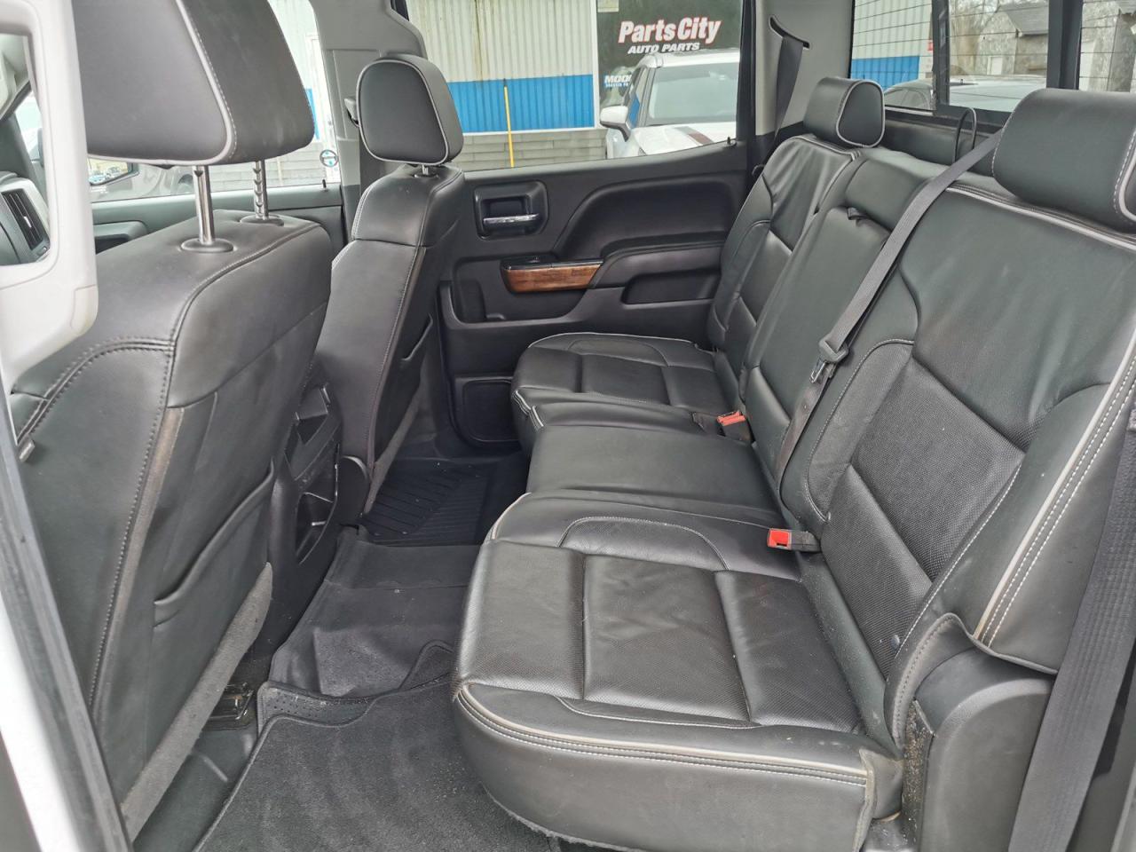 2017 Chevrolet Silverado 1500 High Country Short Box - Photo #25