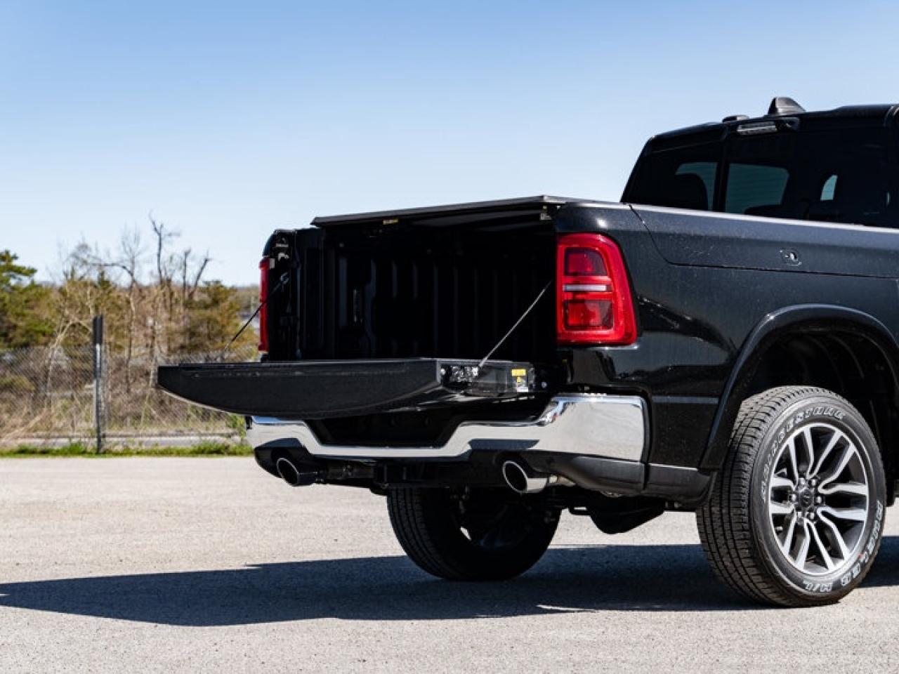 2025 RAM 1500 Limited Photo