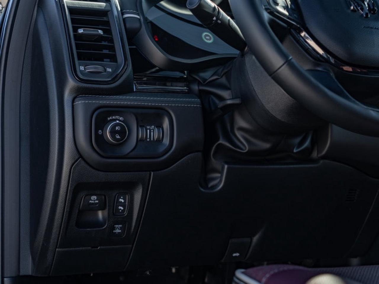 2025 RAM 1500 Limited Photo