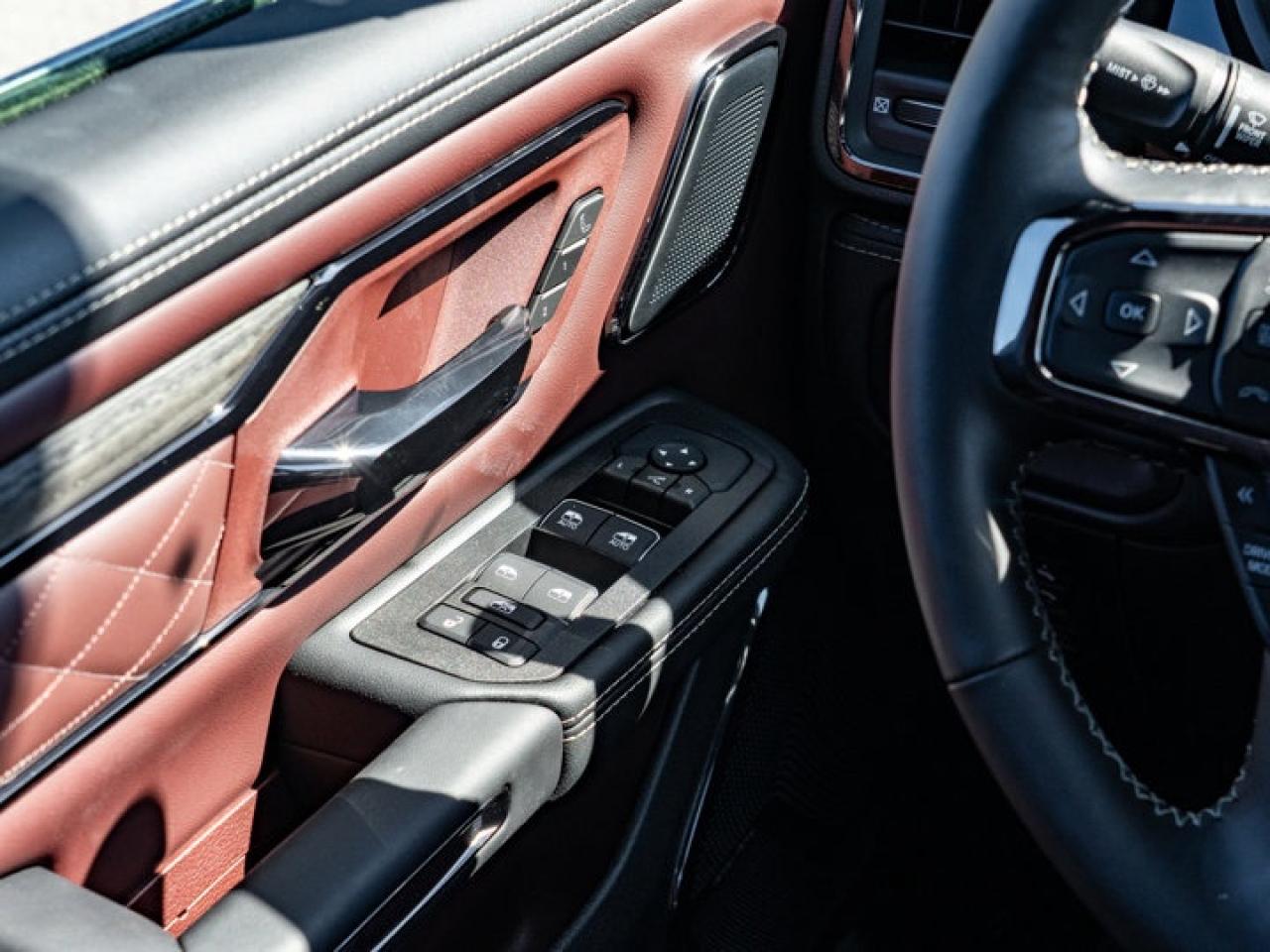 2025 RAM 1500 Limited Photo