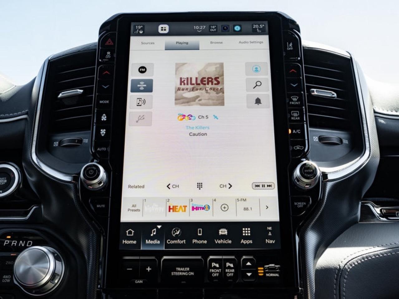 2025 RAM 1500 Limited Photo