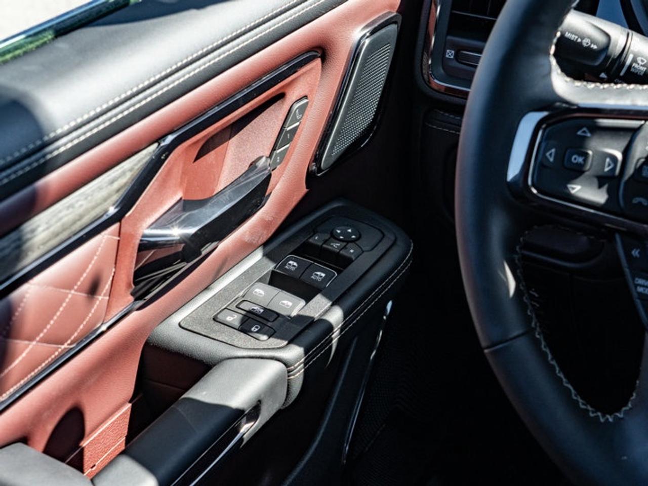 2025 RAM 1500 Limited Photo