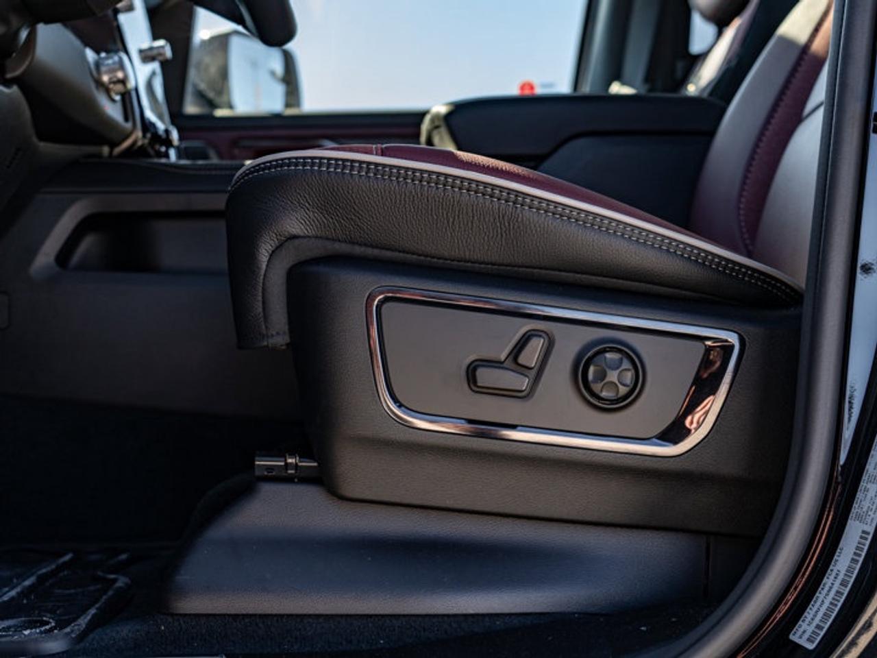 2025 RAM 1500 Limited Photo