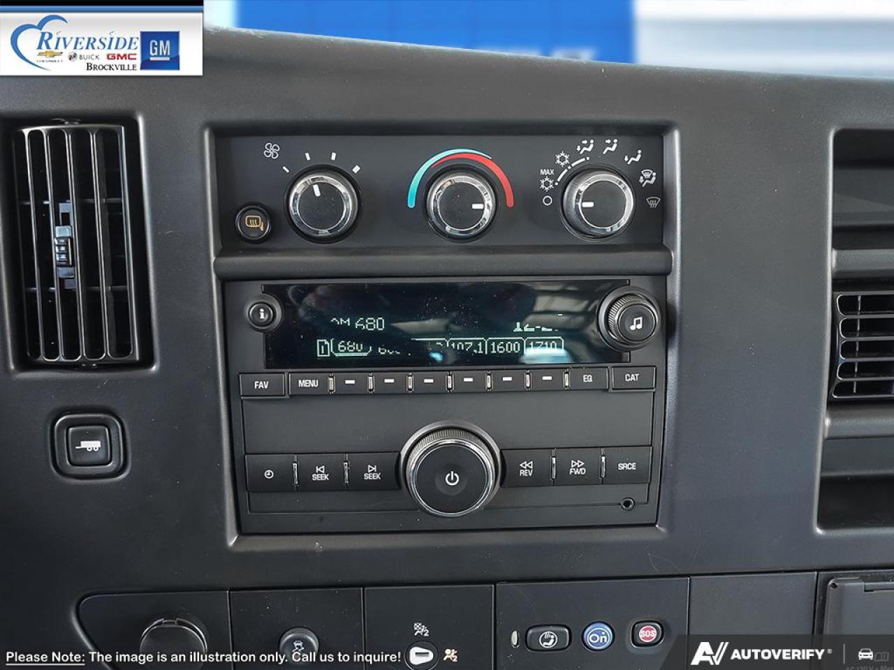 2025 GMC Savana 2500 Work Van Photo