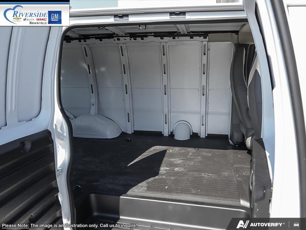 2025 GMC Savana 2500 Work Van Photo