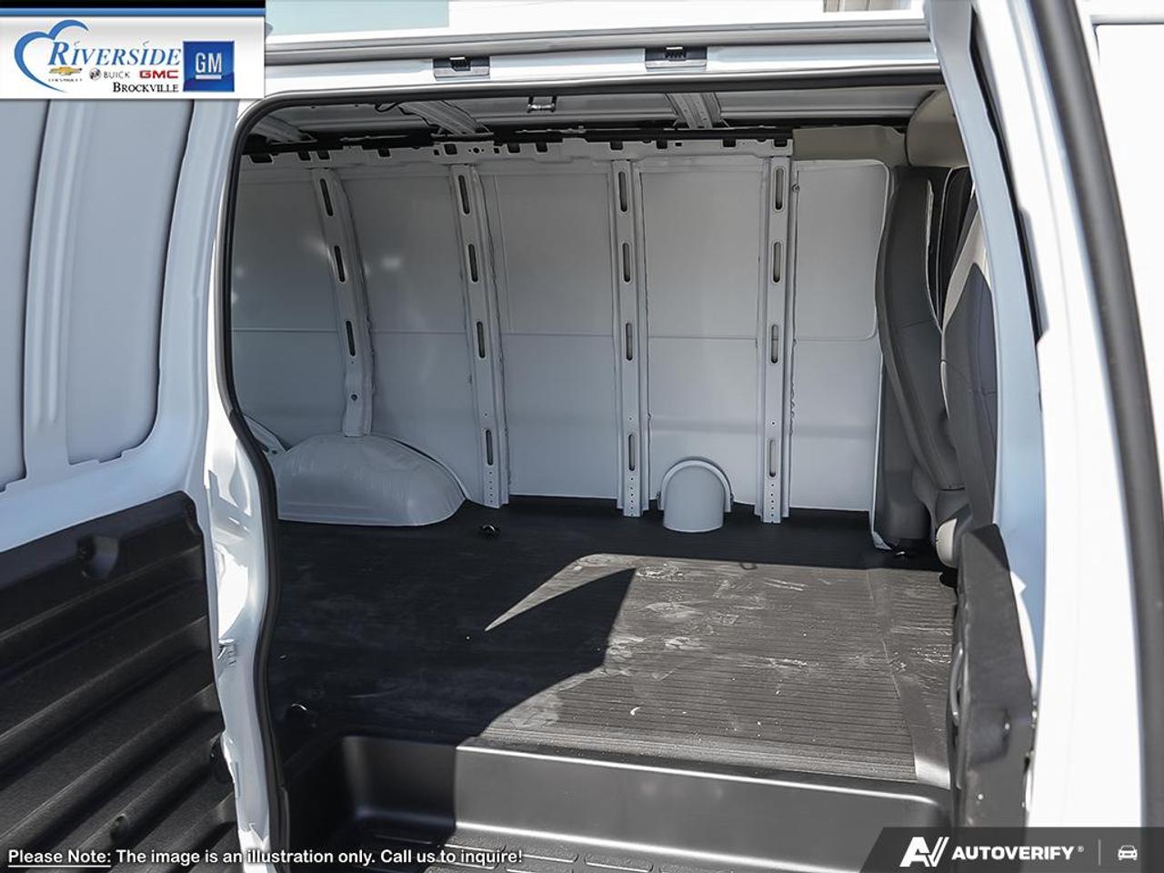 2025 GMC Savana 2500 Work Van Photo