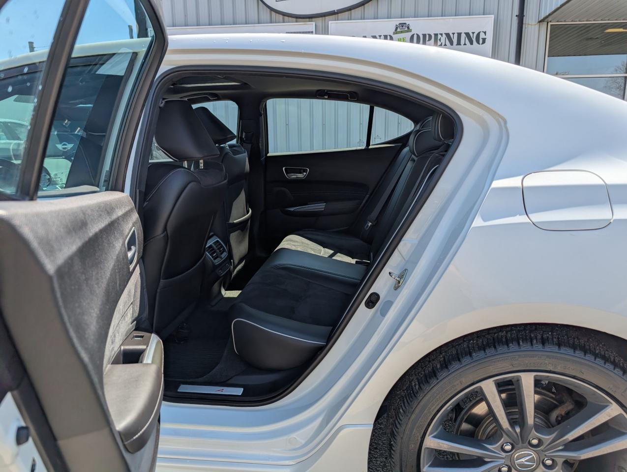 2018 Acura TLX  - Photo #16