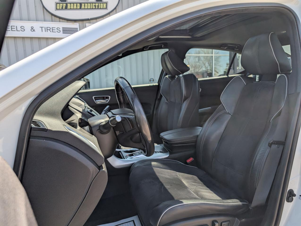 2018 Acura TLX  - Photo #15