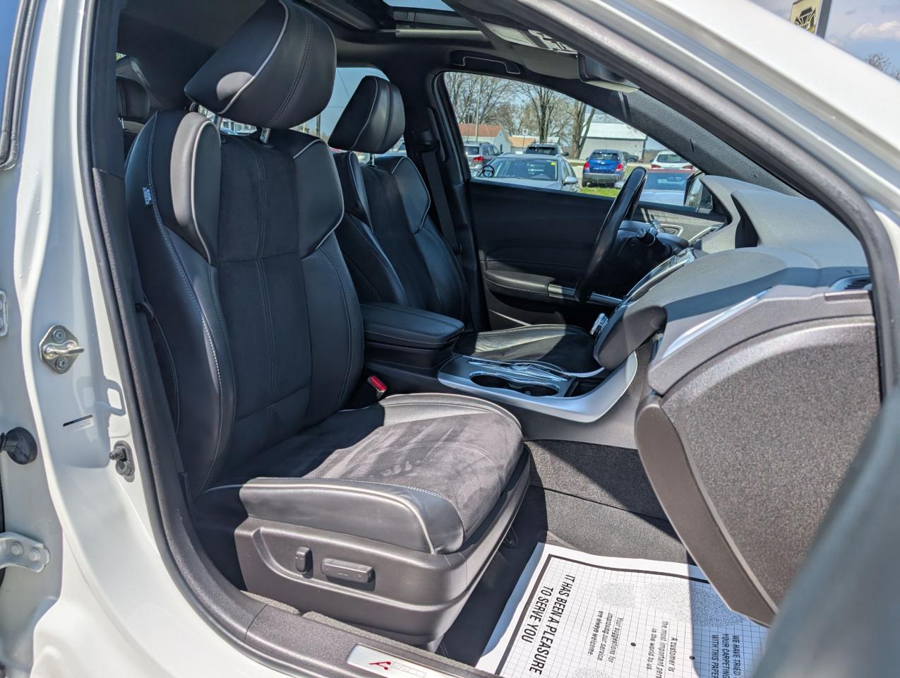 2018 Acura TLX  - Photo #26