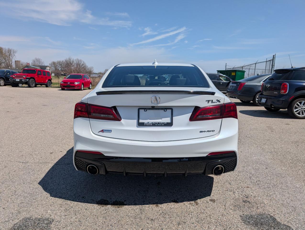 2018 Acura TLX  - Photo #4