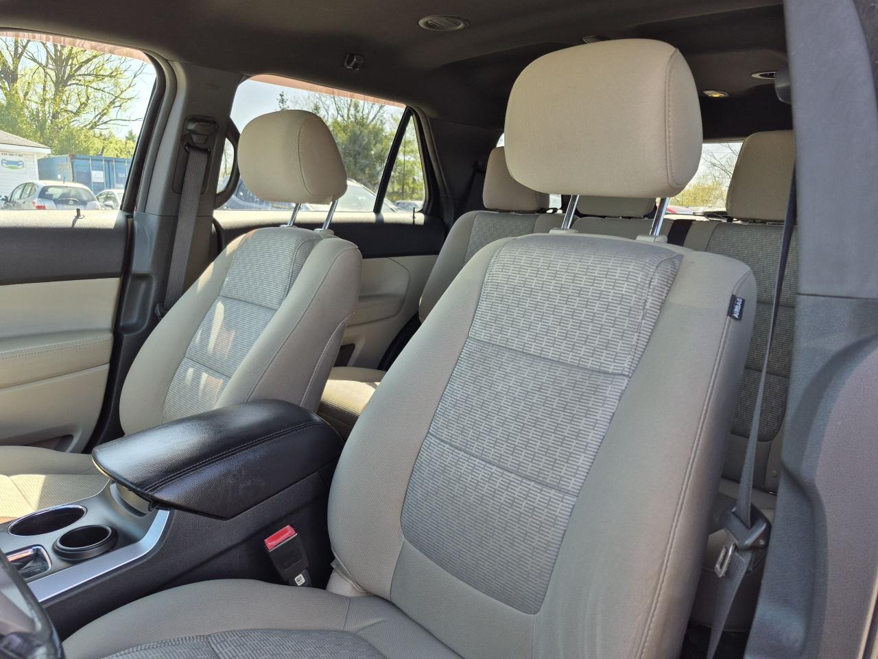 2013 Ford Explorer XLT Certified/No Accidents Photo11