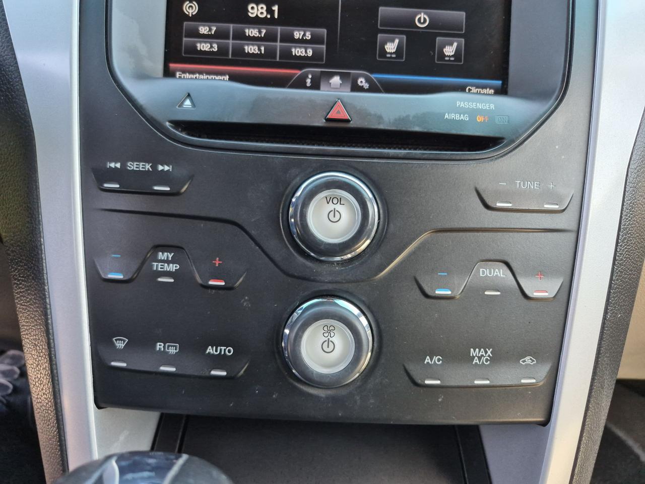 2013 Ford Explorer XLT Certified/No Accidents Photo17