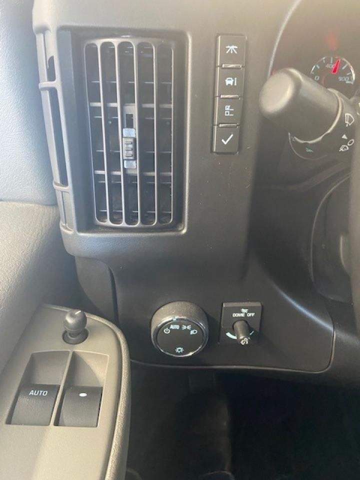 2023 Chevrolet Express Cargo Van  Photo