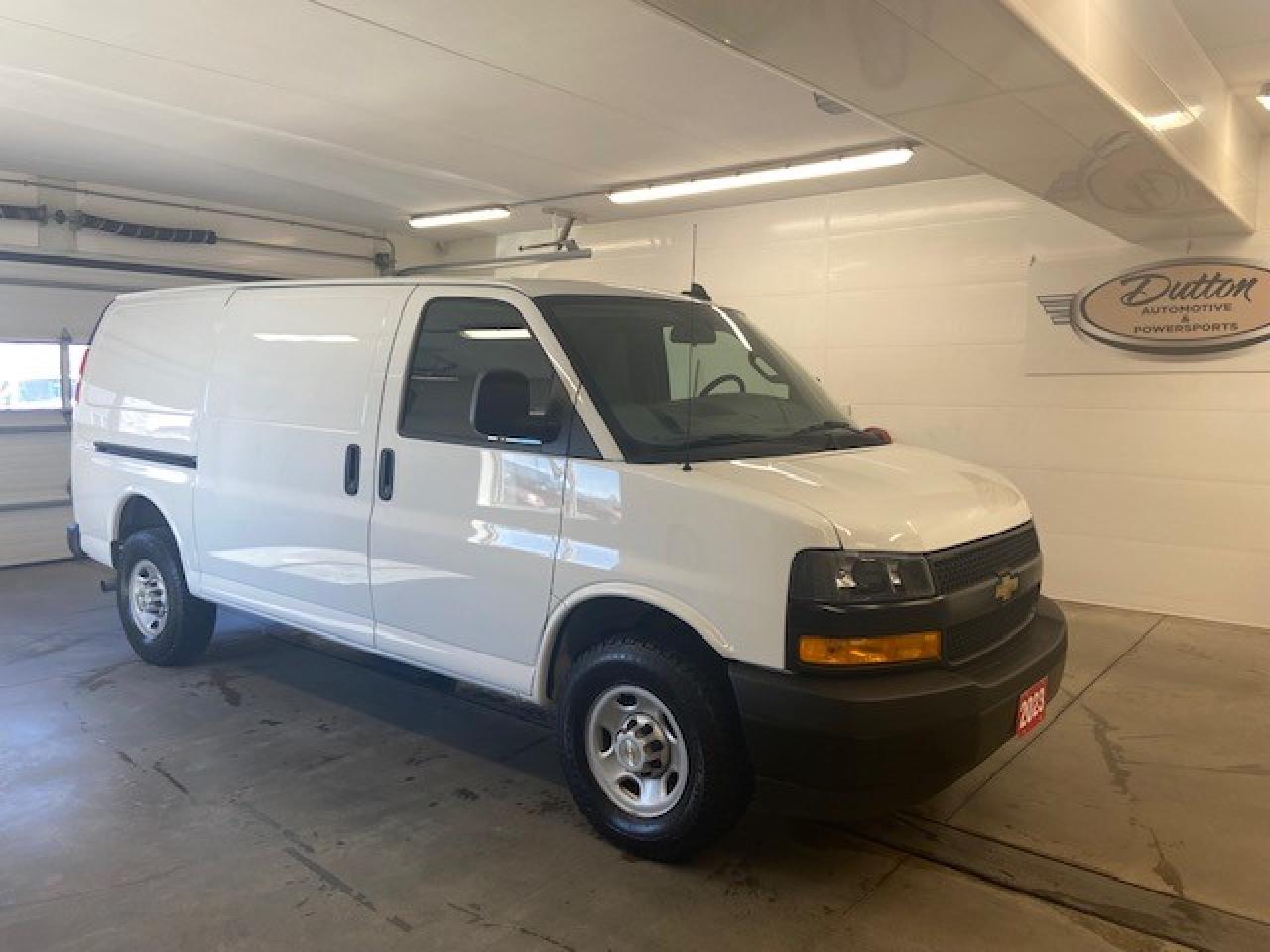 2023 Chevrolet Express Cargo Van  Photo0