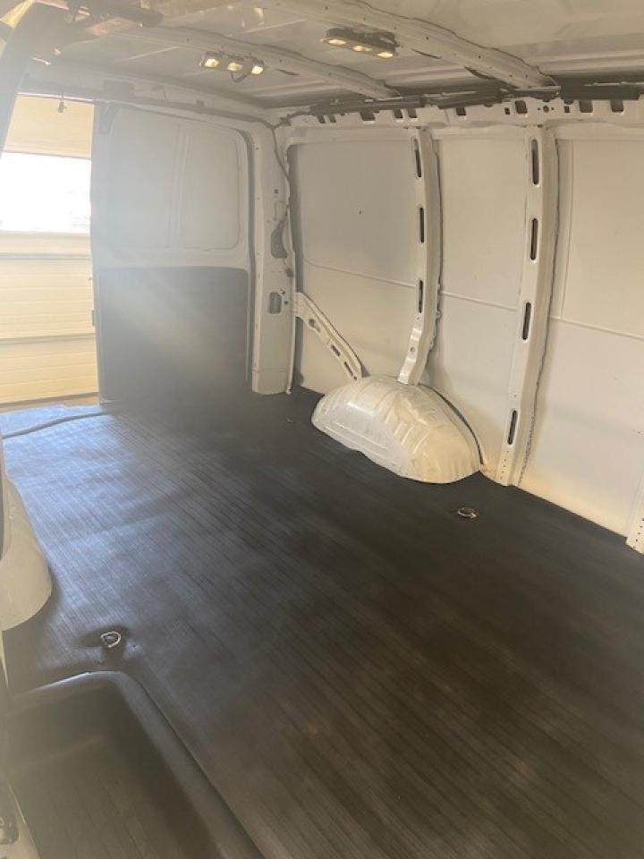 2023 Chevrolet Express Cargo Van  Photo