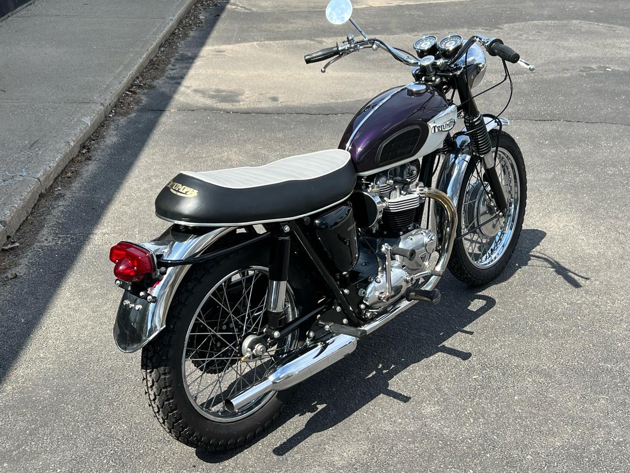 1967 Triumph T120 Bonneville Photo