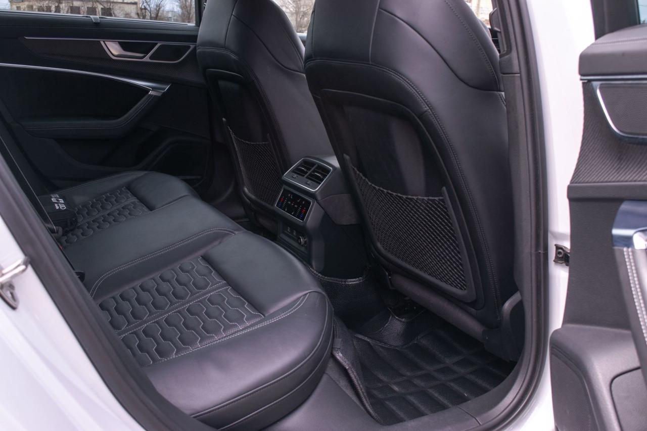 2021 Audi RS 6 Avant Quattro - Photo #13