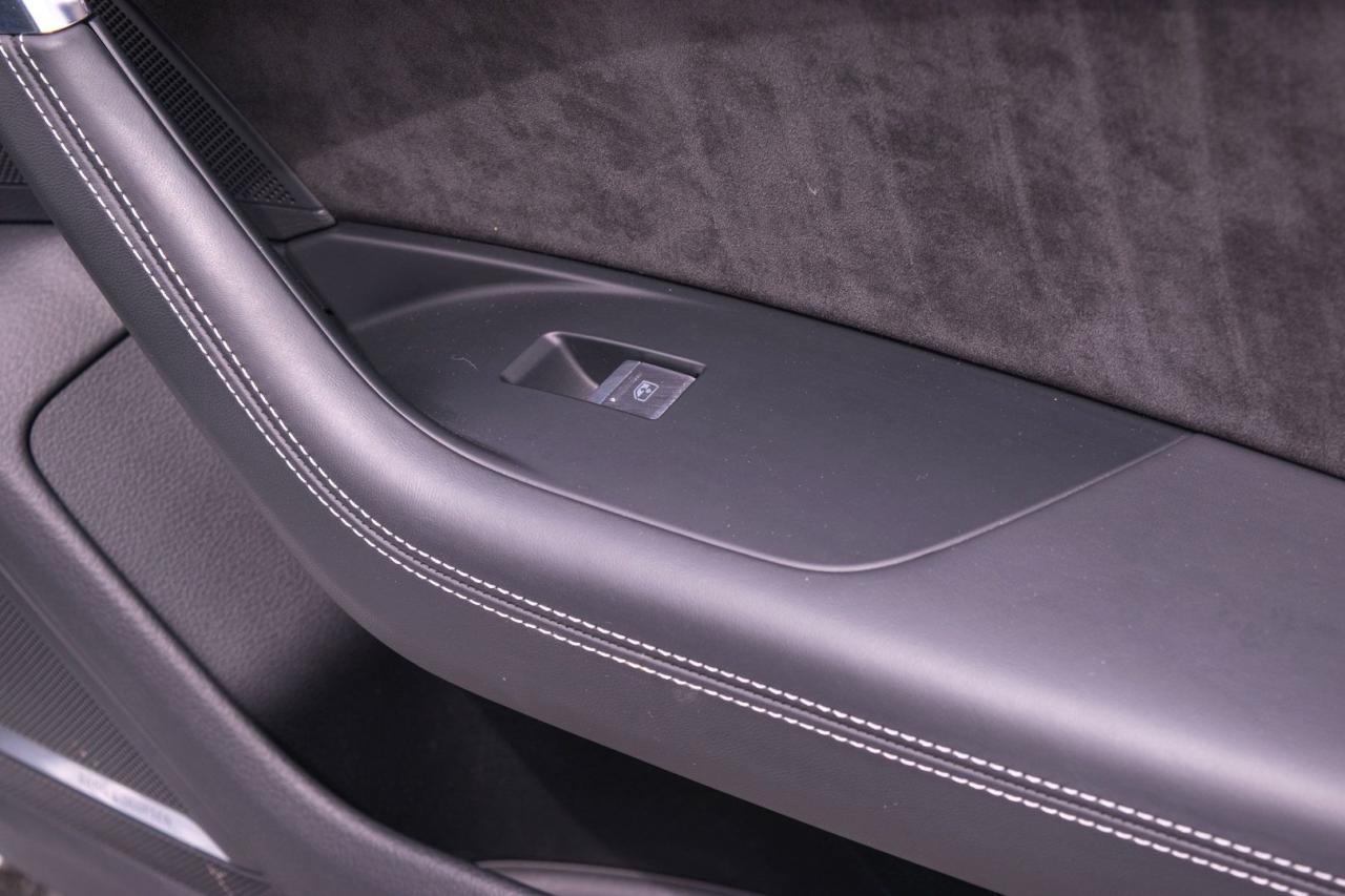 2021 Audi RS 6 Avant Quattro - Photo #14