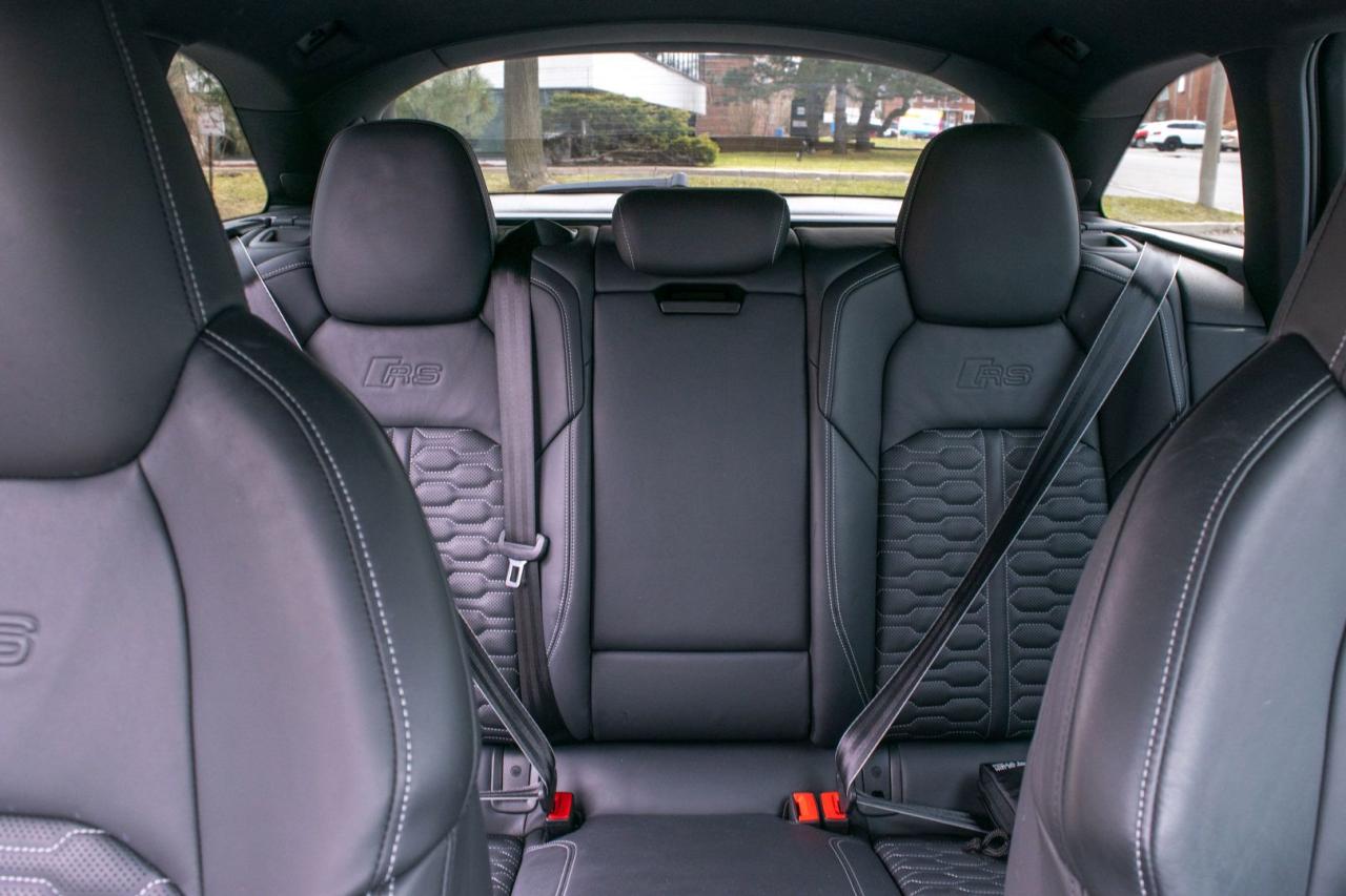 2021 Audi RS 6 Avant Quattro - Photo #19