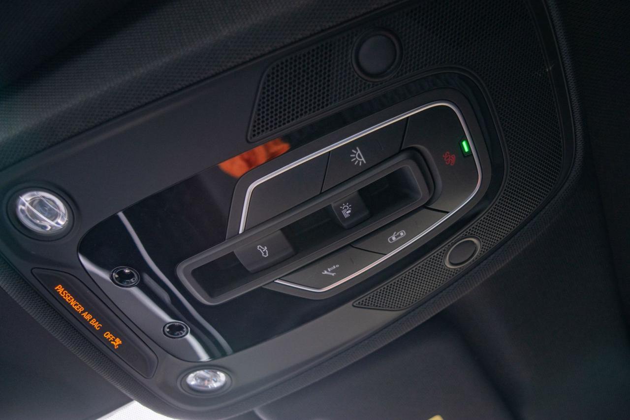 2021 Audi RS 6 Avant Quattro - Photo #29