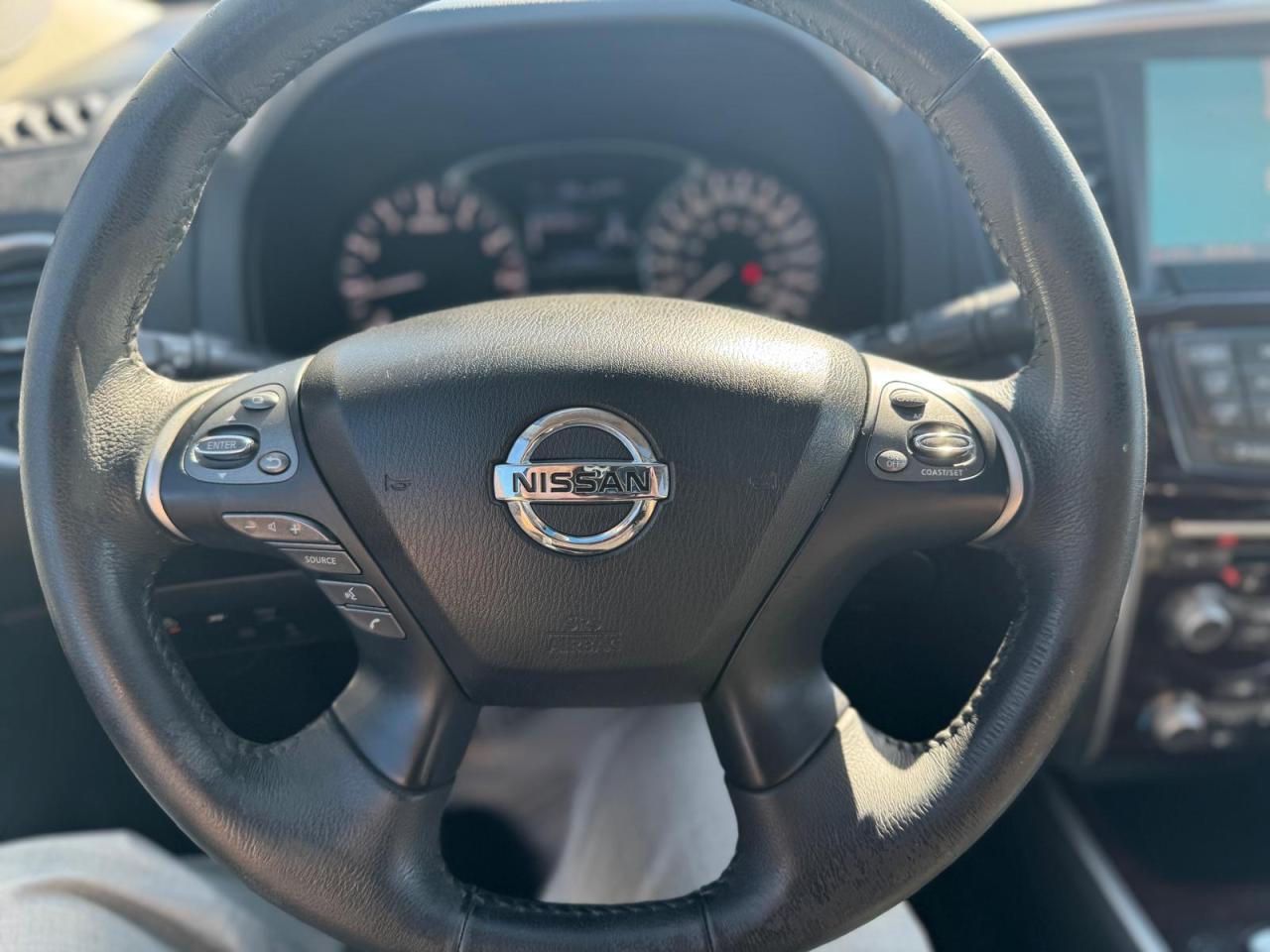 2015 Nissan Pathfinder 7 PASSS NAVI AWD PANORAMUC SUNROOF BLINDSPOT B-CAM - Photo #19