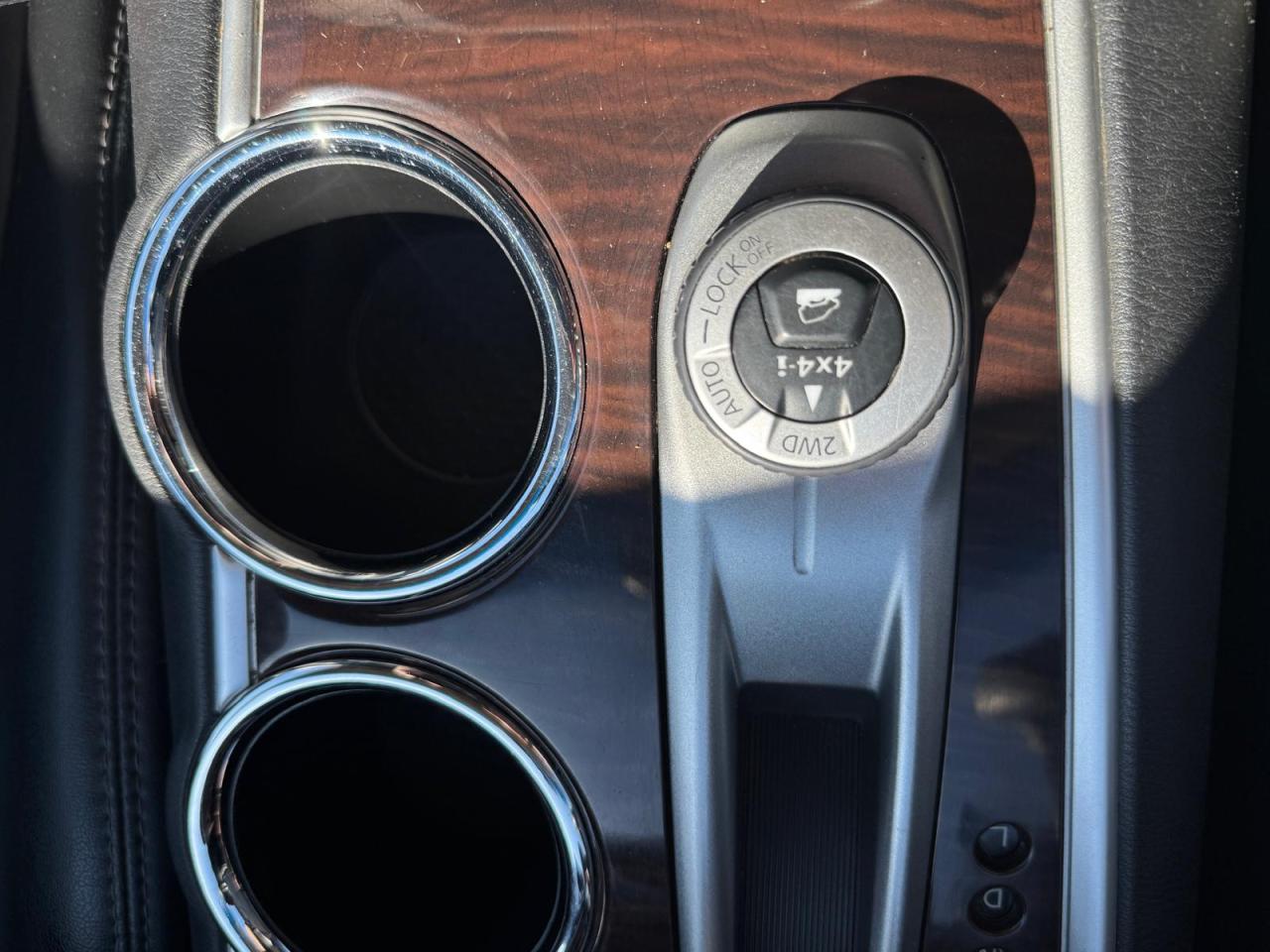 2015 Nissan Pathfinder 7 PASSS NAVI AWD PANORAMUC SUNROOF BLINDSPOT B-CAM - Photo #24