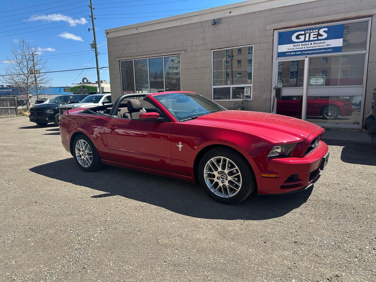 2013 Ford Mustang 2DR CONV V6 PREMIUM - Photo #2
