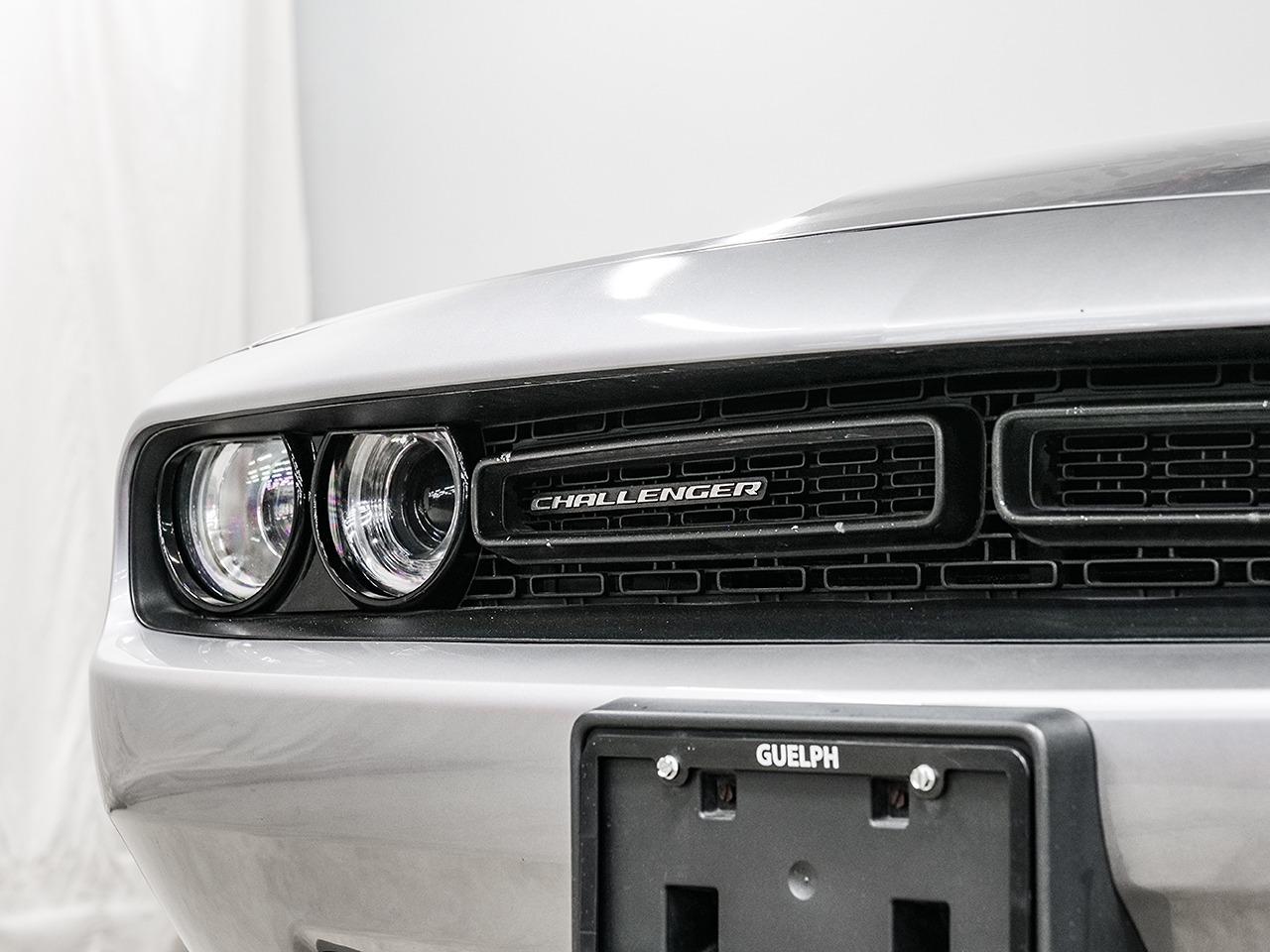 2018 Dodge Challenger SXT Plus | RWD | DUAL CLIMATE | LEATHER Photo9