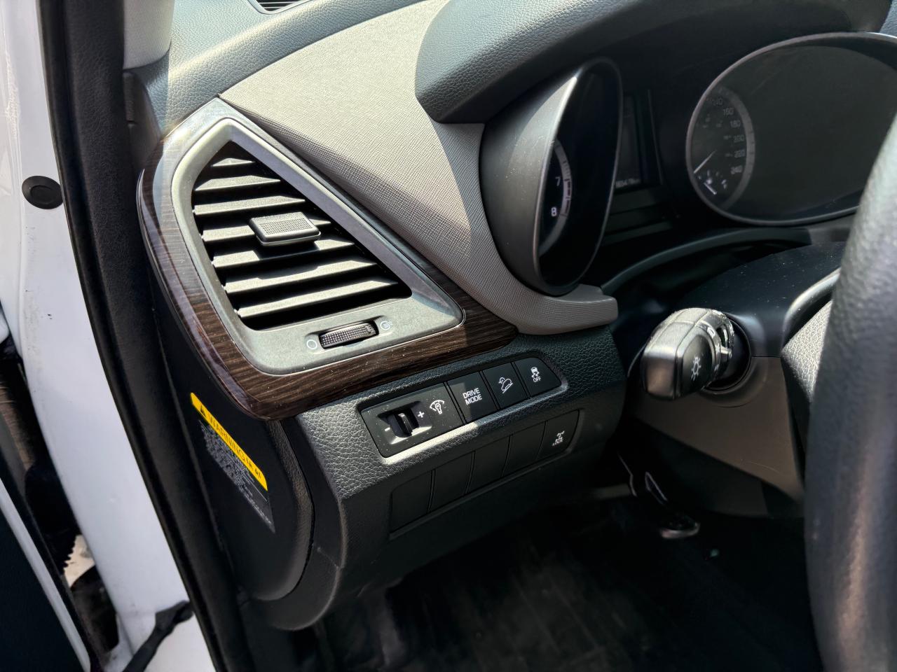 2018 Hyundai Santa Fe Sport  - Photo #14