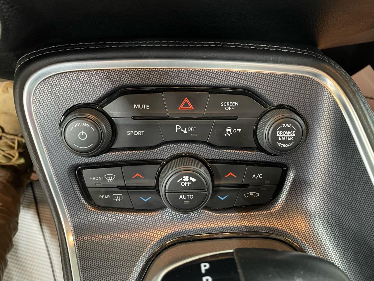2018 Dodge Challenger SXT Plus