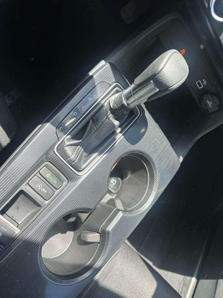 2022 Honda Civic LX - Photo #11