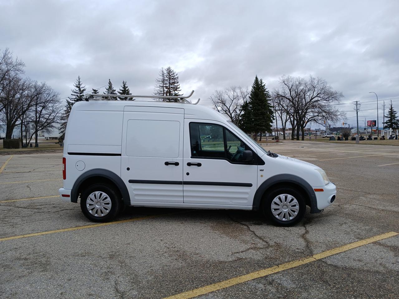 2012 Ford Transit Connect  - Photo #4