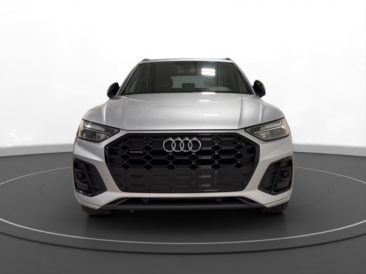 2022 Audi Q5 Progressiv Quattro - Photo #2