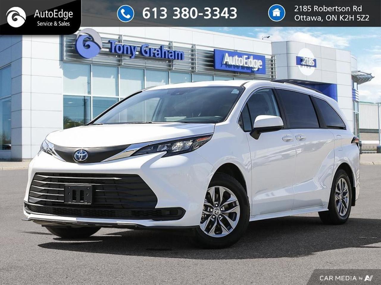 Used 2024 Toyota Sienna LE 8-Passenger FWD for sale in Ottawa, ON