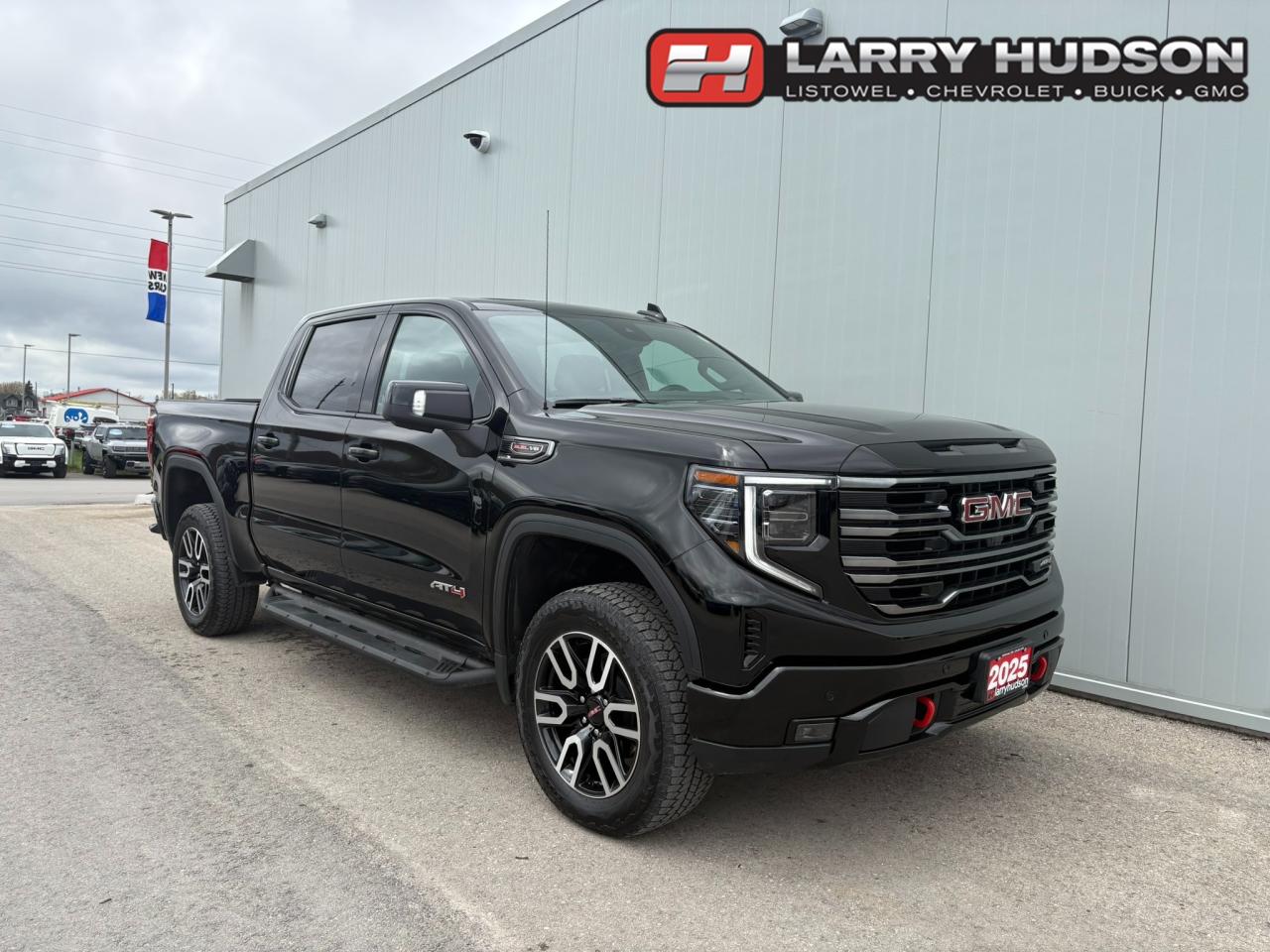 Used 2025 GMC Sierra 1500 One Owner | AT4 | Crew | Sunroof | Premium | Technology Package | 20