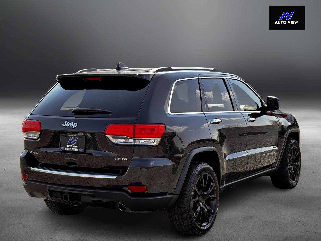 2016 Jeep Grand Cherokee Limited **CLEAN CARFAX**LOW KM'S** - Photo #5