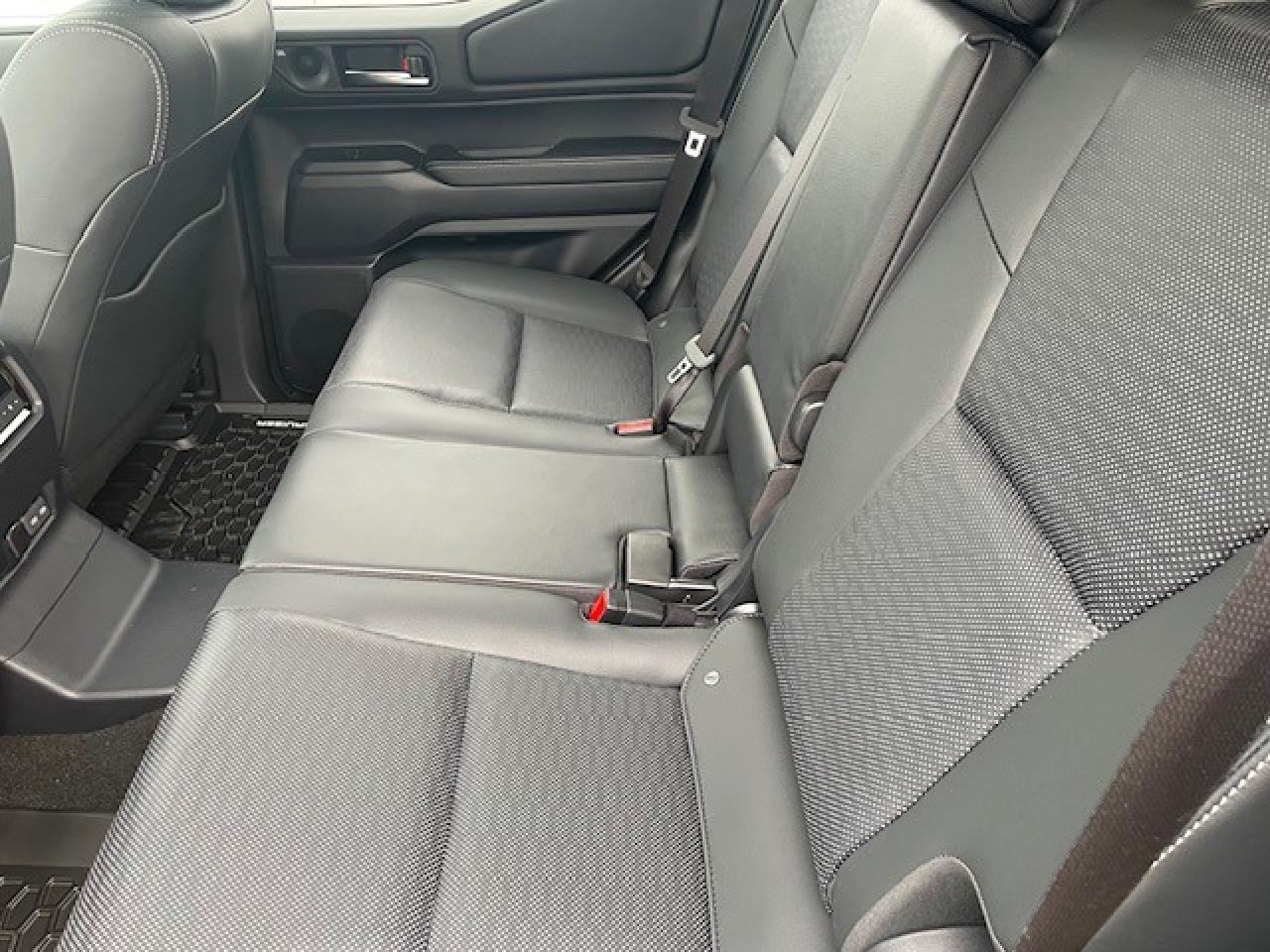 2025 Toyota Land Cruiser Premium Photo