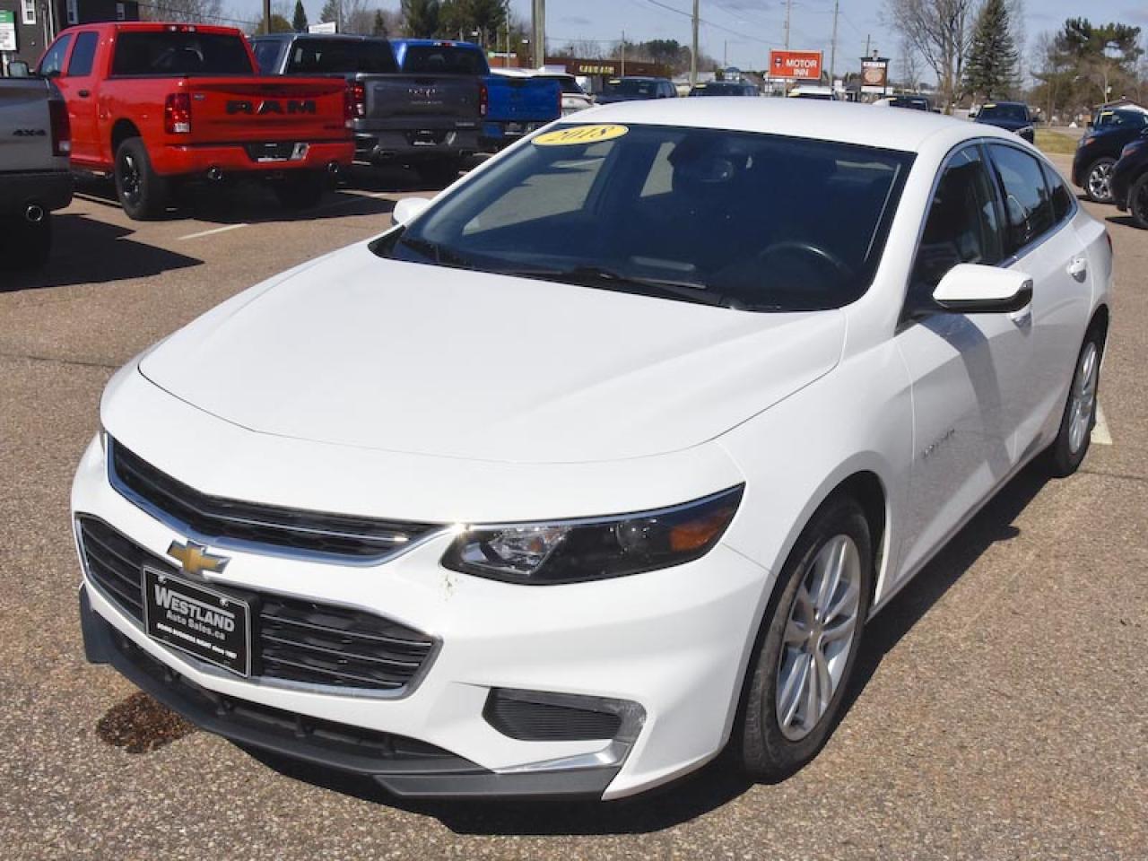 2018 Chevrolet Malibu LT - Photo #2